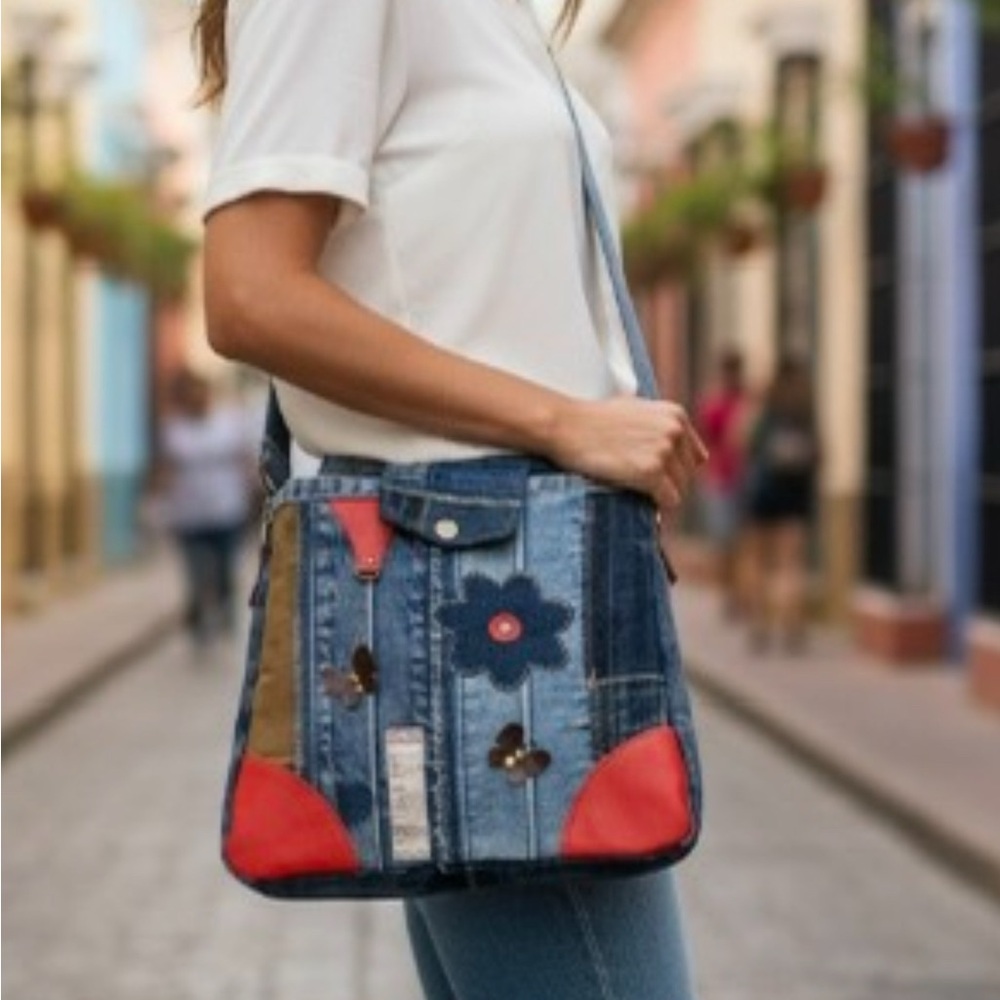 Patchwork Denim Crossbody Bag – Butterfly & Flower Design - Picture 2 of 13